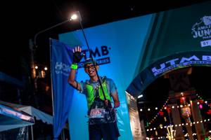 BIB: 377, 5537
                            <button type="button" onclick="openModal(24874976)" class="btn btn-primary btn-sm float-right btn-popup" data-toggle="modal" data-target=".modal-high-quality">
                        <i class="fas fa-shopping-cart"></i> Add to Cart
                    </button>
                                            <button type="button" onclick="isThisMe(24874976, true)" class="btn btn-success btn-sm float-right btn-popup btn-isme hidden" data-toggle="tooltip" data-placement="bottom" title="นี่คือรูปของคุณใช่ไหม คลิกที่นี่เพื่อเอาเข้าอัลบั้ม">
                        <i class="fas fa-plus"></i> Add to album
                    </button>
                    <button type="button" onclick="isThisMe(24874976, false)" class="btn btn-warning btn-sm float-right btn-popup btn-isnotme hidden">
                        <i class="fas fa-ban"></i> Remove from album
                    </button>